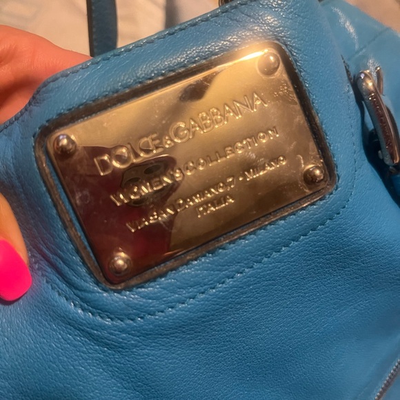 Dolce and Gabbana purse, barely used been in dust bag in box - Picture 2 of 7